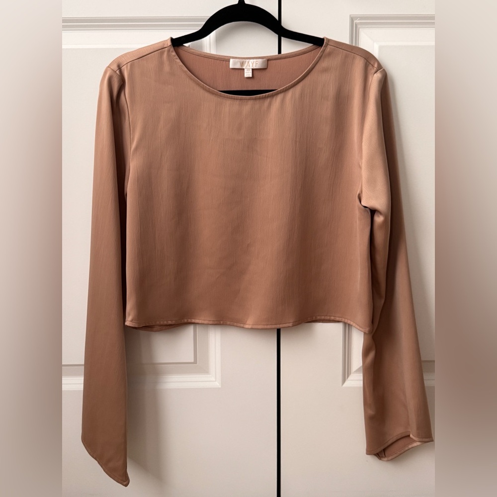 Wayf Tan Cream Fitted Crop Long Sleeve Top